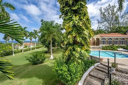 Hospitality Expert Mccartney - Tour Pool Bar Beach Montego Bay 0*,  Jamaica